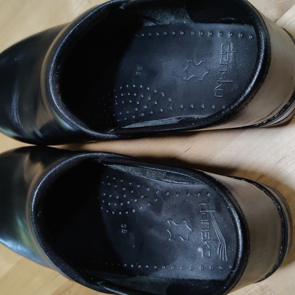 Clogs - Picture 6 of 6